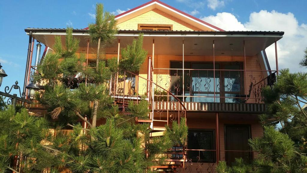 Villa Sosnovy Bor Satoka Exterior foto